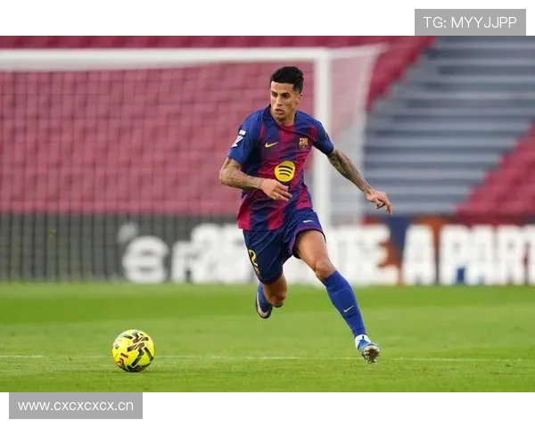 坎塞洛对位姆巴佩:速度型边锋防守策略解析 坎塞洛对位姆巴佩:速度型边锋防守策略解析