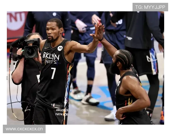 罗德里中场表现评价两极分化原因解析