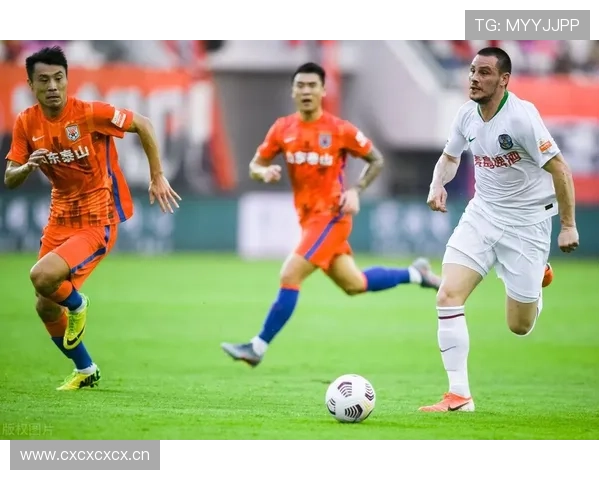 山东泰山中场控制力下滑，节奏紊乱暴露体系隐患