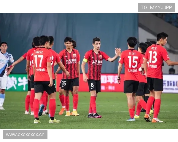 上海海港王朝是否初现：争冠表现与阵容稳定性持续显现